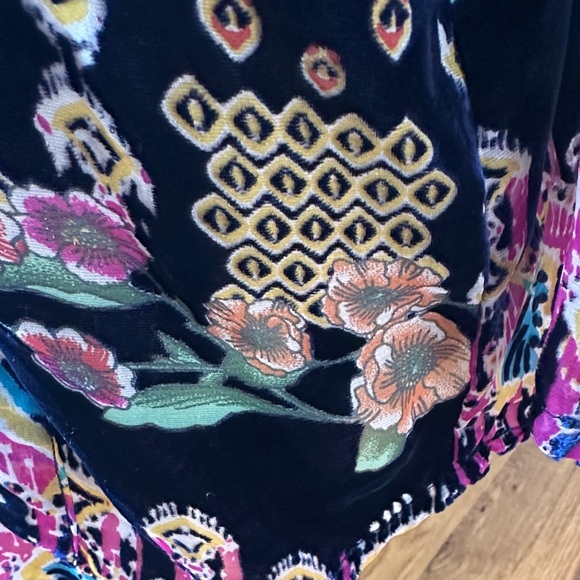 Johnny Was Summer Melina Velvet Burnout Tunic Hoodie - Picture 11 of 13